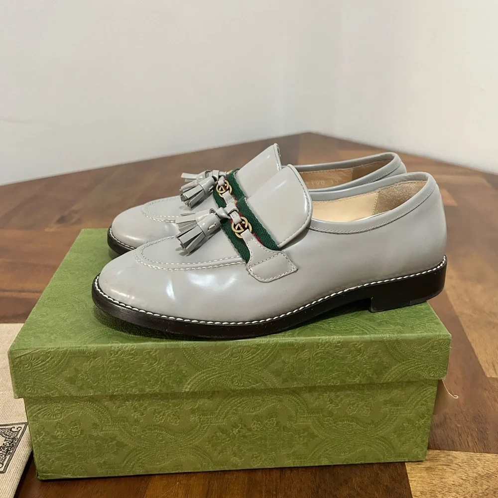 Gucci Light Gray Loafers with Tassels - Picture 2 of 5